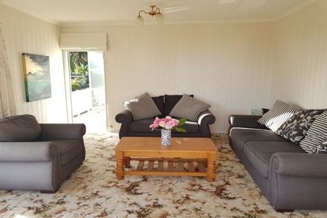 Photo of property in 5a Te Mara Place, Merrilands, New Plymouth, 4312