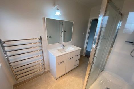 Photo of property in 26 Ireland Road, Mount Wellington, Auckland, 1060