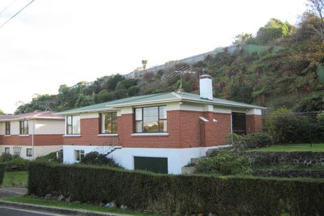 Photo of property in 17 Woodside Terrace, Andersons Bay, Dunedin, 9013
