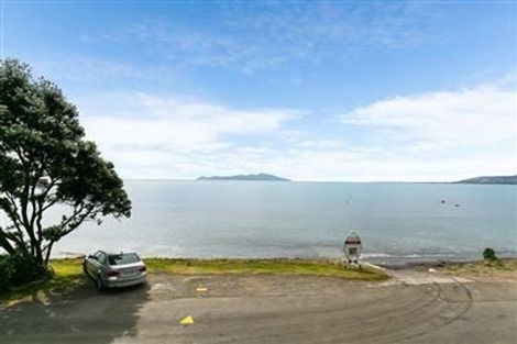 Photo of property in 10 Ocean Parade, Pukerua Bay, 5026