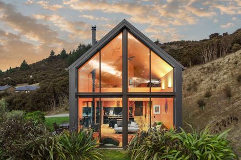 Photo of property in 4 Highfield Ridge, Wanaka, 9305