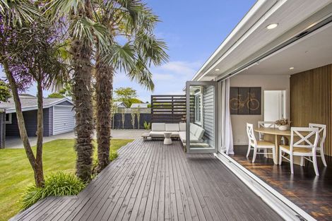 Photo of property in 9 Jennifer Street, Bryndwr, Christchurch, 8053