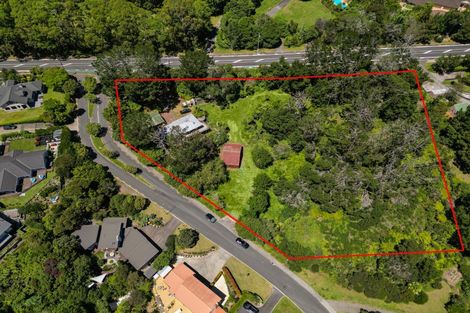 Photo of property in 114 Upper Drive, Greenhithe, Auckland, 0632