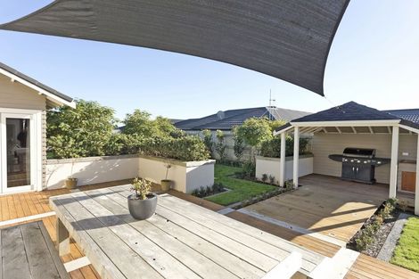 Photo of property in 38 Winston Avenue, Hokowhitu, Palmerston North, 4410