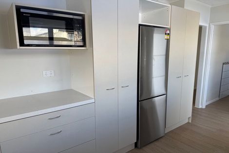 Photo of property in 3 Fiesta Drive, Half Moon Bay, Auckland, 2012