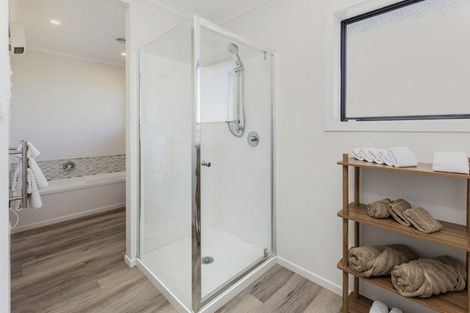 Photo of property in 10 Westerleigh Street, Bishopdale, Christchurch, 8053