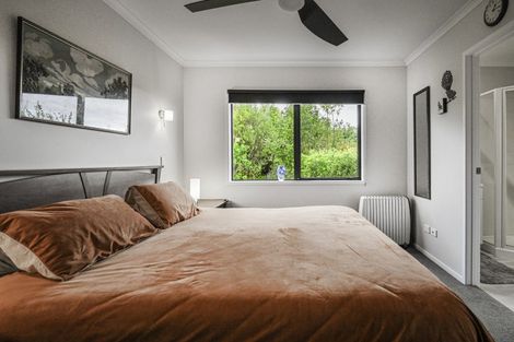 Photo of property in 1215 Taihape Road, Sherenden, Hastings, 4179