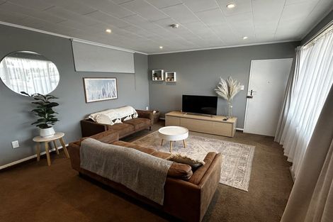 Photo of property in 4/8 Lee Road, Taradale, Napier, 4112