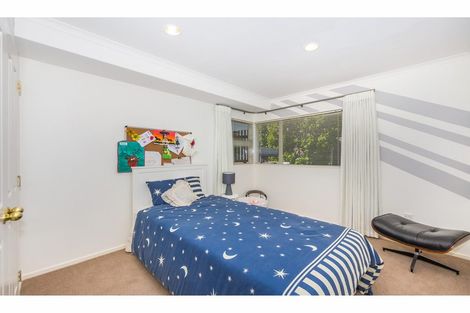 Photo of property in 32 Blue Heron Rise, Stanmore Bay, Whangaparaoa, 0932