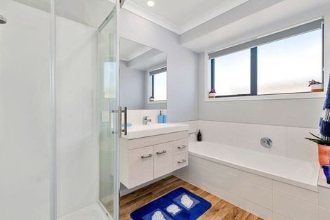 Photo of property in 10 Macloughlin Drive, Te Puke, 3119