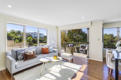 Photo of property in 49 Millennial Way, Orewa, 0931