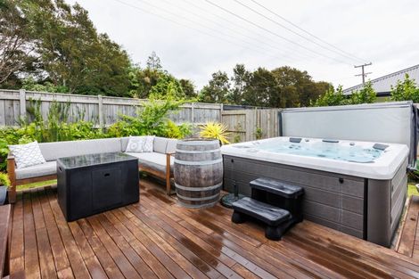 Photo of property in 41 Coutts Way, Fitzherbert, Palmerston North, 4410