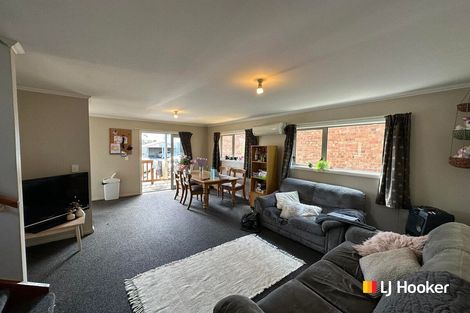 Photo of property in 35 Clyde Street, North Dunedin, Dunedin, 9016