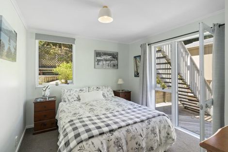 Photo of property in 11 Russo Terrace, Eastbourne, Lower Hutt, 5013