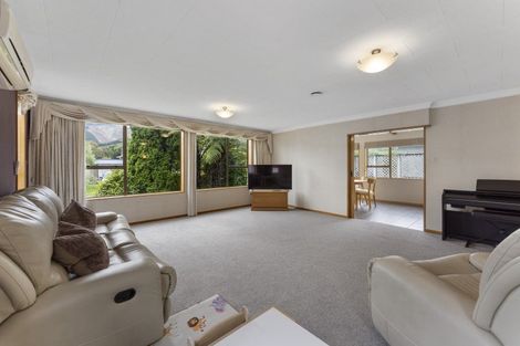 Photo of property in 28 Perry Street, Heretaunga, Upper Hutt, 5018