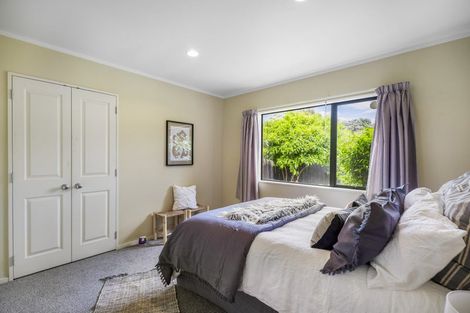 Photo of property in 32a Pine Road, Orewa, 0931