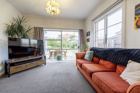 Photo of property in 1a Wellington Street, Parkside, Timaru, 7910