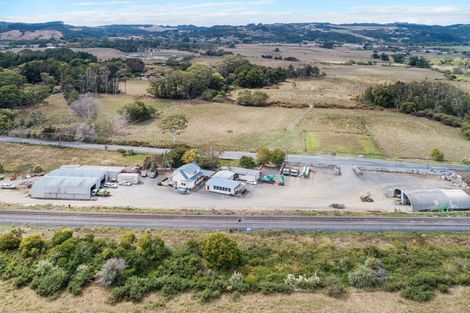 Photo of property in 240 Sutton Road, Drury, 2113