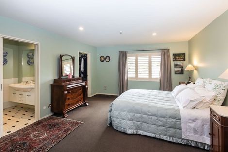 Photo of property in 163 Blighs Road, Strowan, Christchurch, 8052