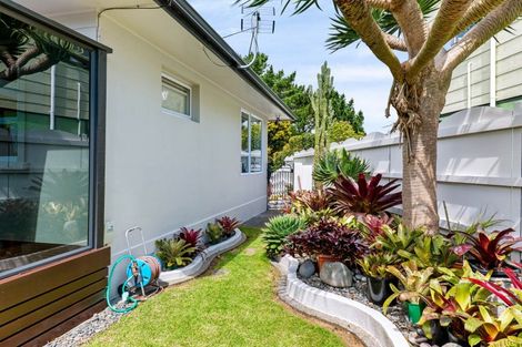 Photo of property in 142c Ngamotu Road, Spotswood, New Plymouth, 4310