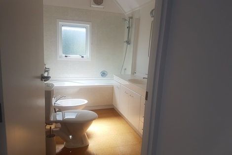 Photo of property in 40 Manuka Street, Hokowhitu, Palmerston North, 4410