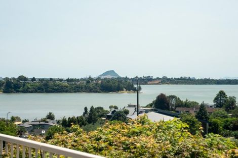 Photo of property in 7 Downing Place, Welcome Bay, Tauranga, 3112