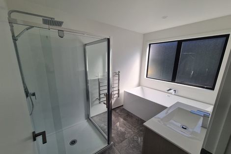 Photo of property in 18a Aubrey Street, New Plymouth, 4310