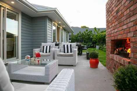 Photo of property in 8 Richards Street, Cambridge, 3434