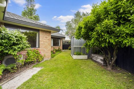 Photo of property in 32a Pine Road, Orewa, 0931