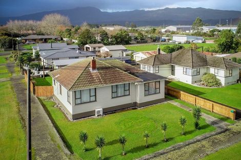 Photo of property in 1 Webb Street, Westport, 7825