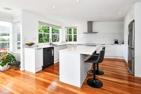 Photo of property in 11a Youngs Road, Papakura, 2110