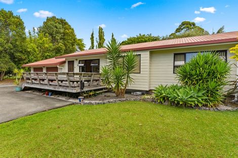Photo of property in 1110 Leigh Road, Matakana, Warkworth, 0985