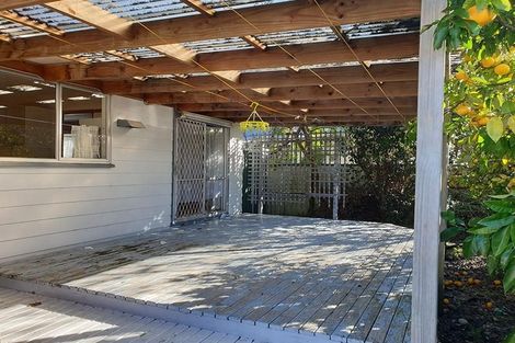 Photo of property in 21 Glennandrew Drive, Half Moon Bay, Auckland, 2012