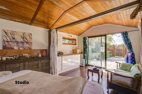 Photo of property in 11 Bridge Street, Waikuku Beach, 7473