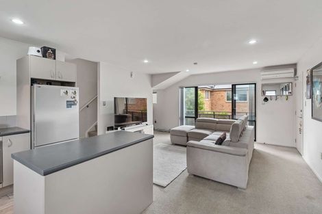 Photo of property in 6/63 Brockworth Place, Riccarton, Christchurch, 8011