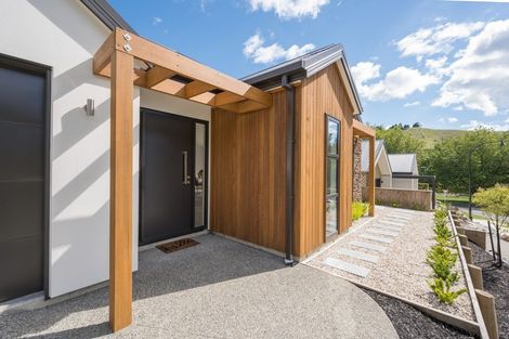 Photo of property in 6 Old Farm Road, Stoke, Nelson, 7011