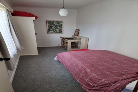 Photo of property in 5 Rumgay Street, Fairfield, Lower Hutt, 5011