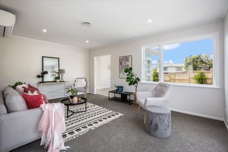 Photo of property in 79 Driver Crescent, Cannons Creek, Porirua, 5024