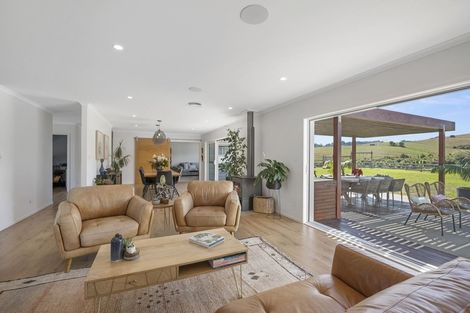 Photo of property in 53b Russell Road, Wainui, Silverdale, 0992