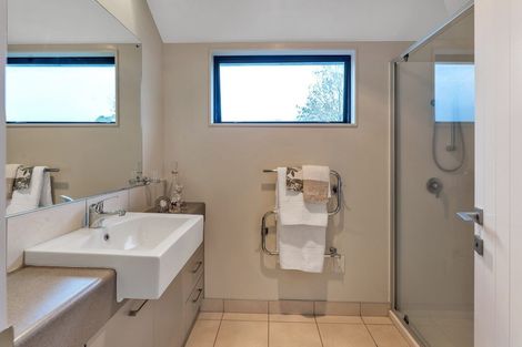 Photo of property in 192 Ridge Road, Howick, Auckland, 2014