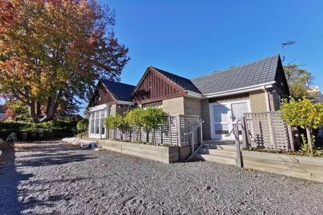 Photo of property in 157 Fendalton Road, Fendalton, Christchurch, 8041