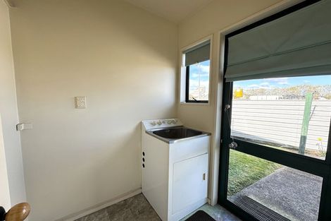 Photo of property in 50d Lanark Street, Balclutha, 9230