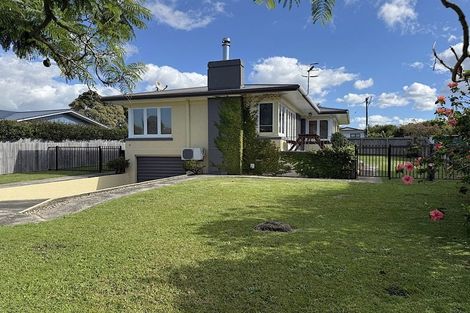 Photo of property in 12 Kowhai Park Road, Maunu, Whangarei, 0110
