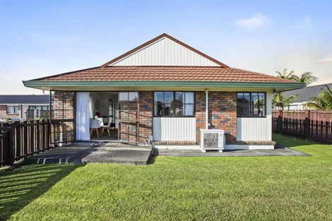 Photo of property in 1/20 Sturges Road, Henderson, Auckland, 0612