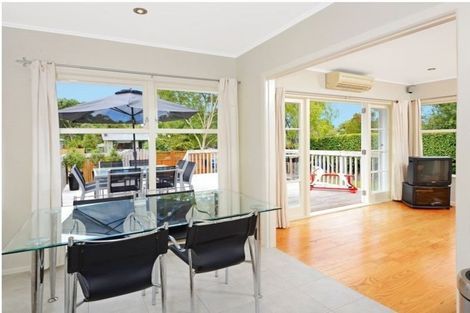 Photo of property in 26 Lynden Avenue, Hillcrest, Auckland, 0627