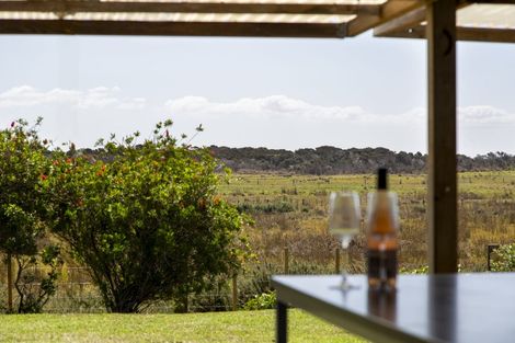 Photo of property in 48 Marreine Place, Karikari Peninsula, Kaitaia, 0483