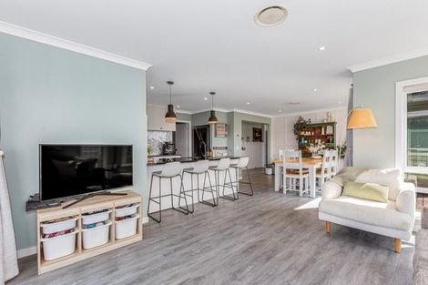 Photo of property in 144 Endeavour Drive, Whitby, Porirua, 5024