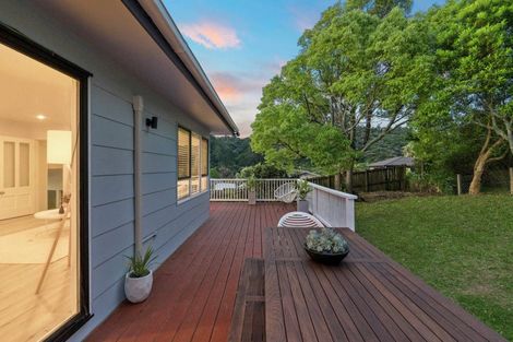 Photo of property in 2/69 Simon Ellice Drive, Bayview, Auckland, 0629