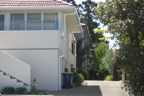 Photo of property in 23 Peter Terrace, Castor Bay, Auckland, 0620