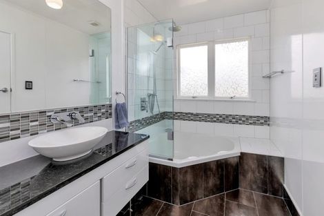 Photo of property in 18 Parkland Crescent, Te Kamo, Whangarei, 0112